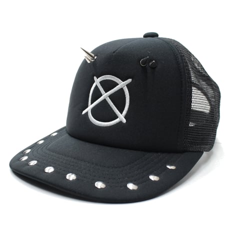 【BLXCK TOKYO】　キャップ "SPIKED TRUCKER HAT"