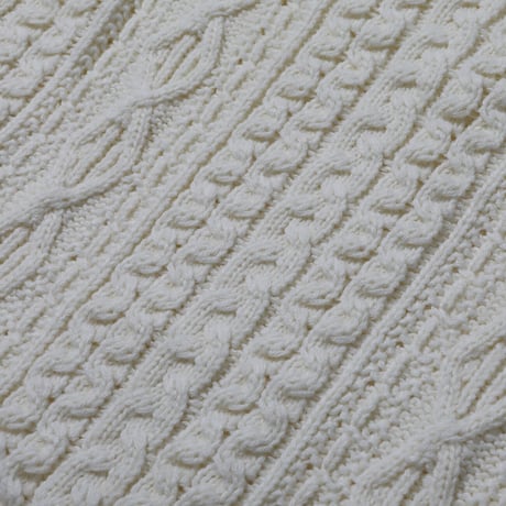 【SILLENT】セーター "VEIN -Cable Knit Sweater-" / WHITE