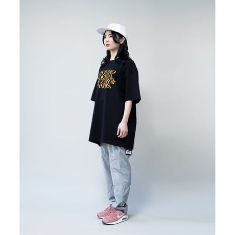 【PLMP】Tシャツ "MEANDRERING TEES" / BLACK