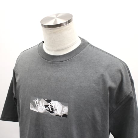 【GALFY】Tシャツ "ガルフィーカモボックスロゴ Tee" / BLACK