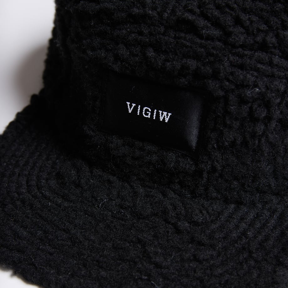 6a22a17acbce52375bc97fc7