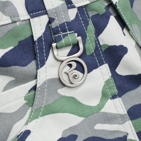 BIG POCKET SHORTS / GREEN