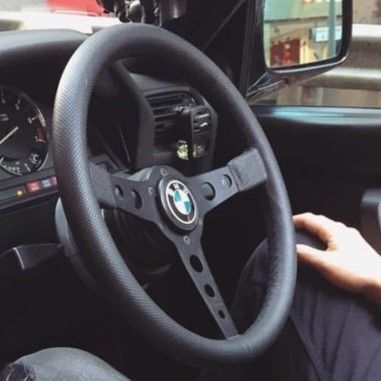 RENOWN ステアリング モナコ Pレザー 350㎜ シルバー モナコ シルバー