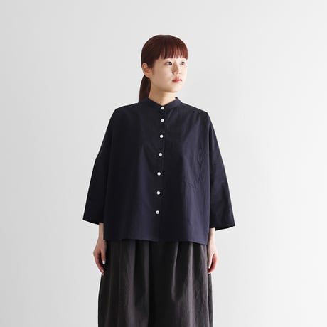 8分袖オーガニックコットンバンドカラーブラウス（ダークネイビー）【レディス】U112
