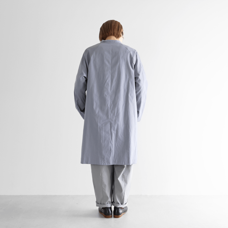 オーガニックコットンライトオックスアトリエコート（スチールグレー