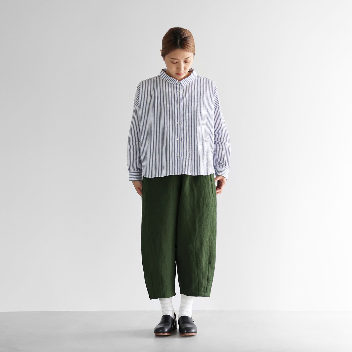 専用　大特価‼️オールドイングランドリネン混　パンツ セール】フレンチリネン混タックストレートパンツ（その他パンツ