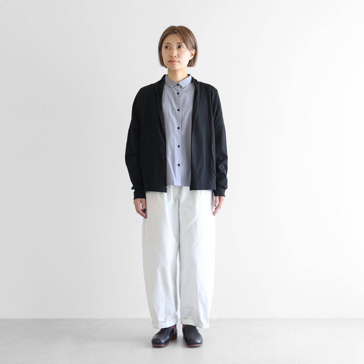 スニーカー2点セット　HUIS in house スヴィンコットン長袖 fit=scale-down,w=1200