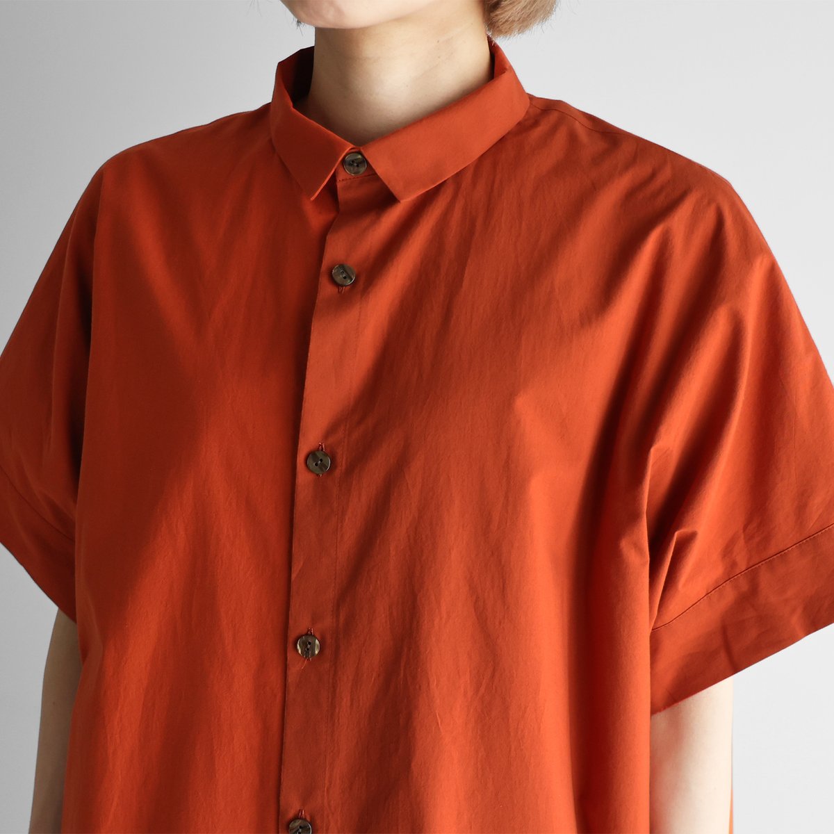 なのこ出品　ロングシャツ オーガニックコットンショートスリーブロングシャツ（テラコッタ