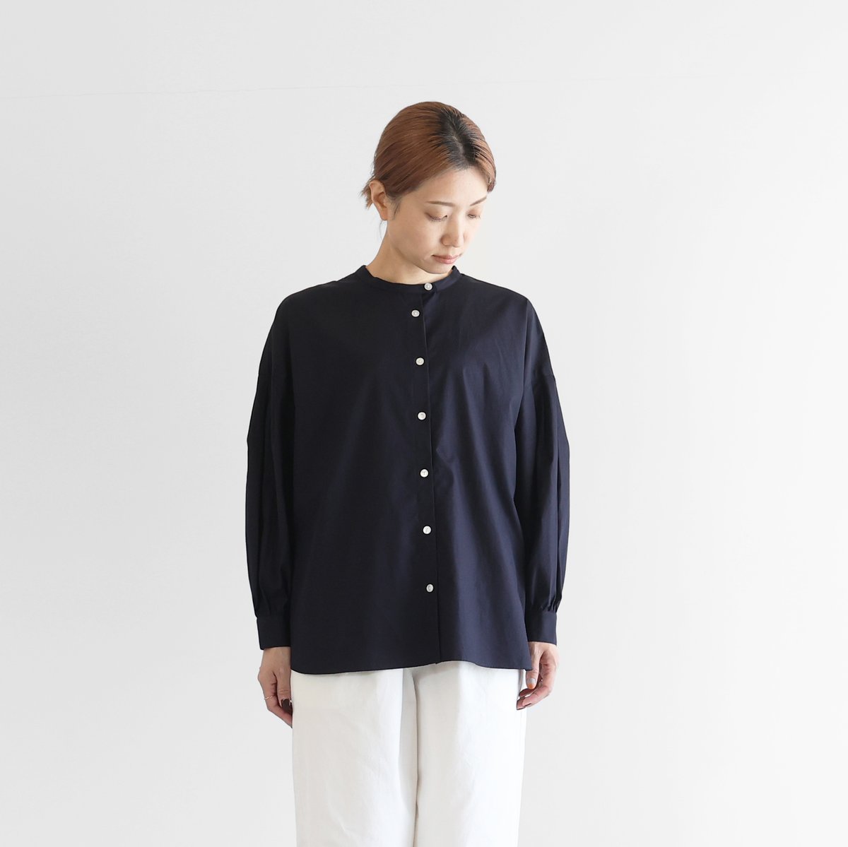 ギザコットンブロードバルーンスリーブブラウス（ダークネイビー  