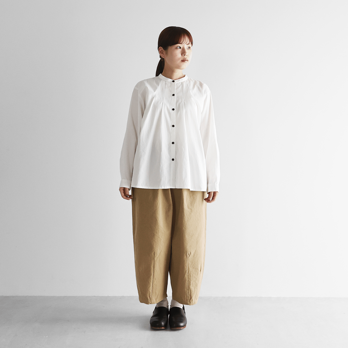 美品◎HUIS ハウス　遠州織物　バルーンパンツ　カジュアルパンツ ボイルウェザークロスバルーンパンツ（キャメル）【ユニセックス】506