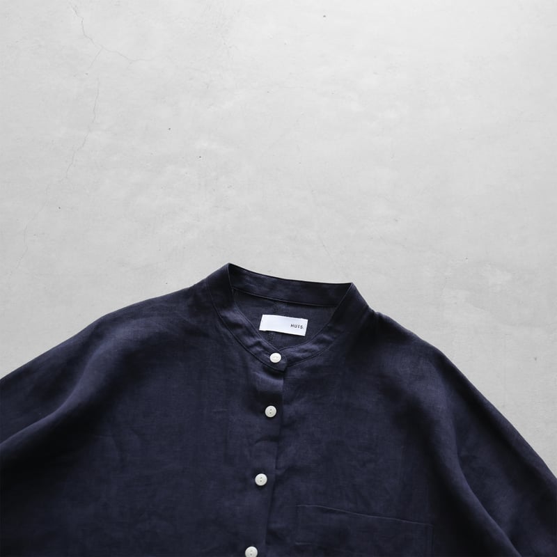 8分袖シャトルリネンバンドカラーブラウス（ダークネイビー  