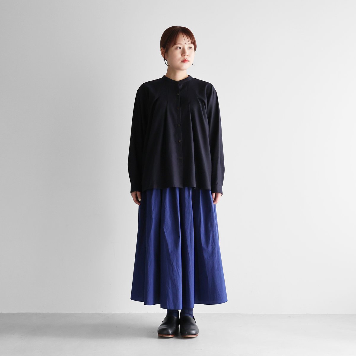フランス綾タックブラウス（ダークネイビー）【レディス】U113 | HUIS