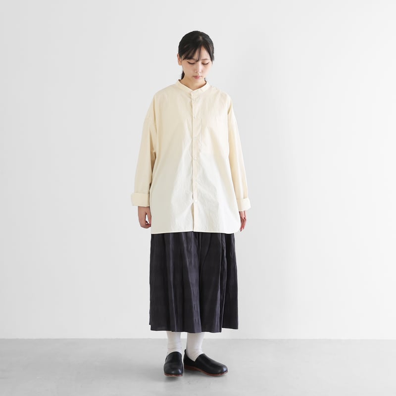 レオナール ホワイトカジュアルパンツ 新品タグ付き ジョガーパンツ 薄手 ワイドパンツ カジュアル ストリート