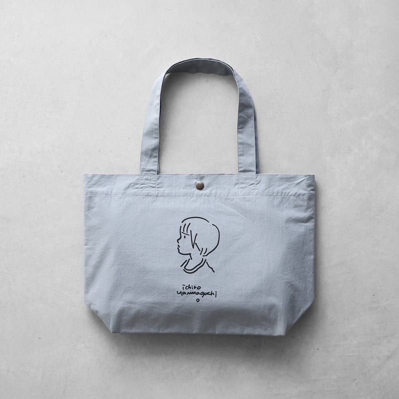 山口一郎×HUIS”限定トートバッグ【girl 女の子】（ブルーグレー