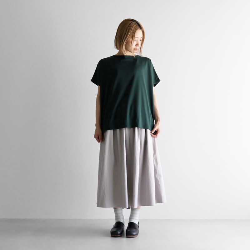 HUIS SUVIN COTTONフレンチスリーブスクエアカットソー