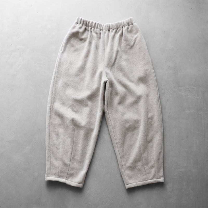 HUIS×尾州”縮絨ウールフランネルバルーンパンツロング HUIS×尾州”縮絨ウールフランネルバルーンパンツロング