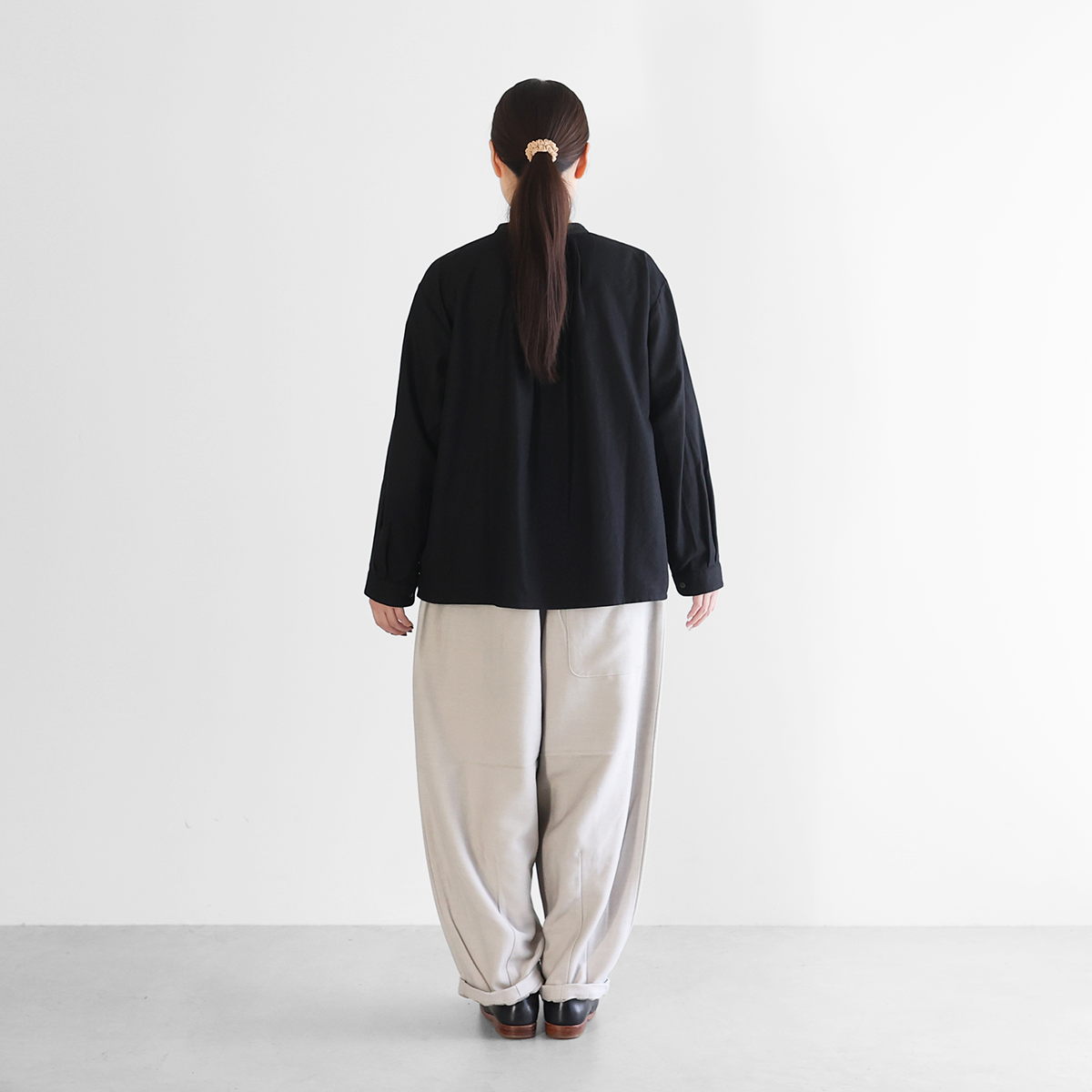 名古屋黒紋付染］フランス綾タックブラウス（山勝ブラック）【レディス