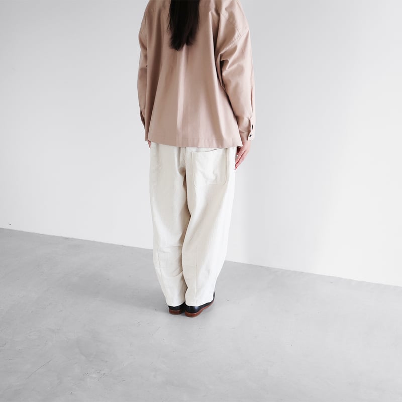 暮らしのおへそ一田さん×HUISコラボ】コーデュロイバルーンパンツ