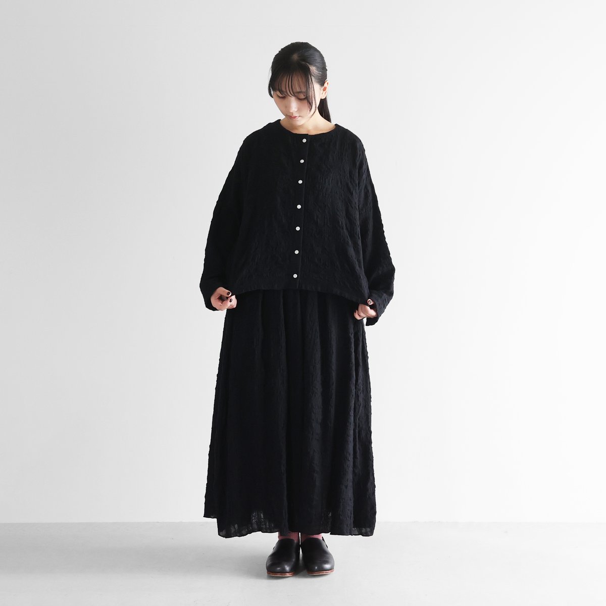 美品 HUIS. in house スウェット カーディガン 黒 huis 美品 HUIS. in house スウェット カーディガン 黒 huis