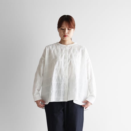 柄二重織シャトルジャガードバンドカラーワイドブラウス（白）【レディス】U104