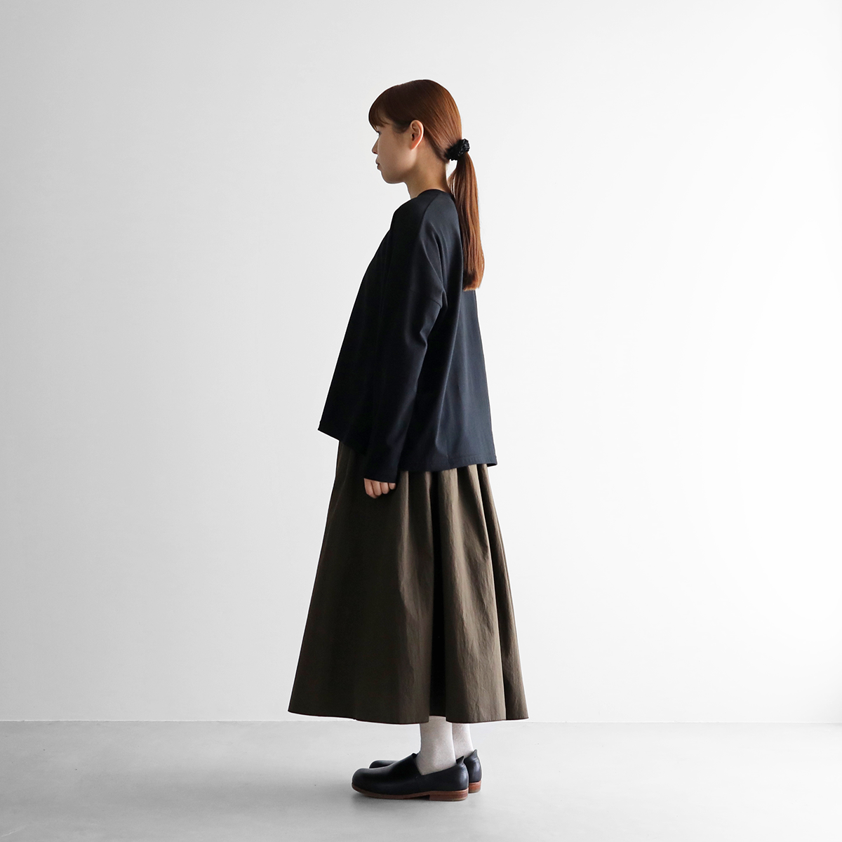 スニーカー2点セット　HUIS in house スヴィンコットン長袖 HUIS in house］SUVIN COTTON長袖スクエアワイドカットソー