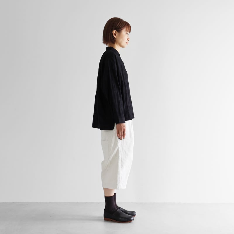 シャトルコーデュロイ8分丈パンツ（極太畝・オフホワイト）【ユニ