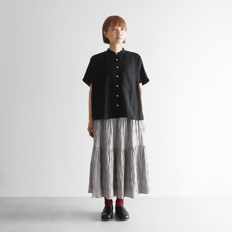 やわらかオールドレピアリネンバンドカラー半袖ワイドブラウス