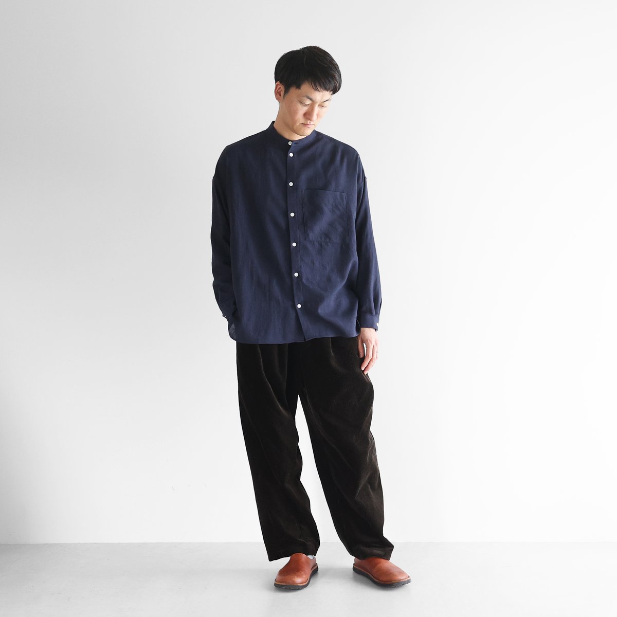 HUIS/ 遠州織物ウォッシャブルウール バンドカラー オーバーシャツ ウォッシャブルウールバンドカラーオーバーシャツ（ネイビー）【ユニ