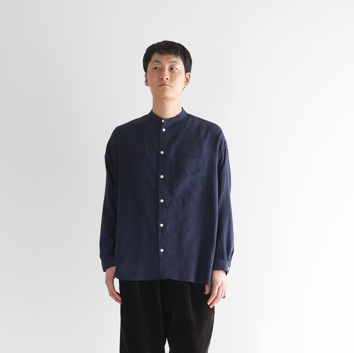 ウォッシャブルウールバンドカラーオーバーシャツ（ネイビー）【ユニ
