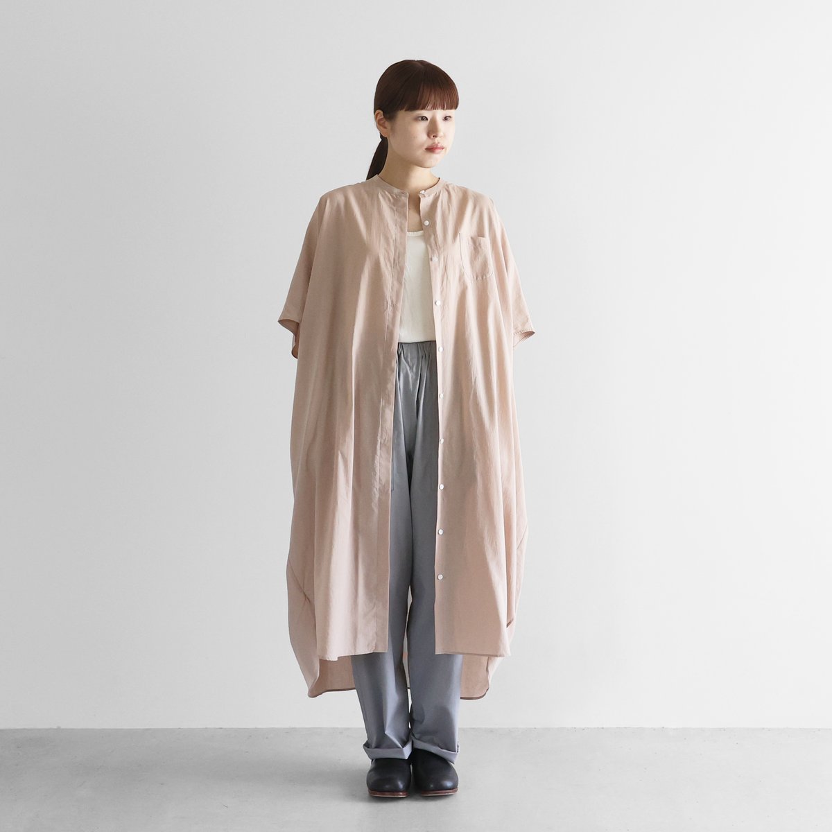 D-due デ・ドゥエ 2024 F/W 修道士 ピンク コットン ワンピース ゆるふわコットンコクーンワイドワンピース（ピンクベージュ