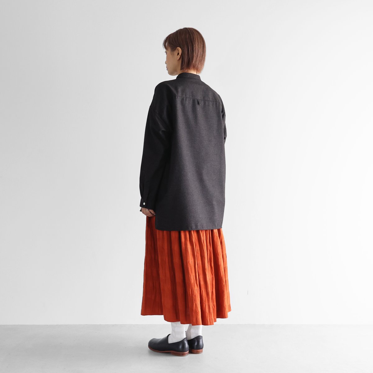 HUIS×尾州”ウールトロバンドカラーオーバーシャツ（ダークモカ）【ユニ