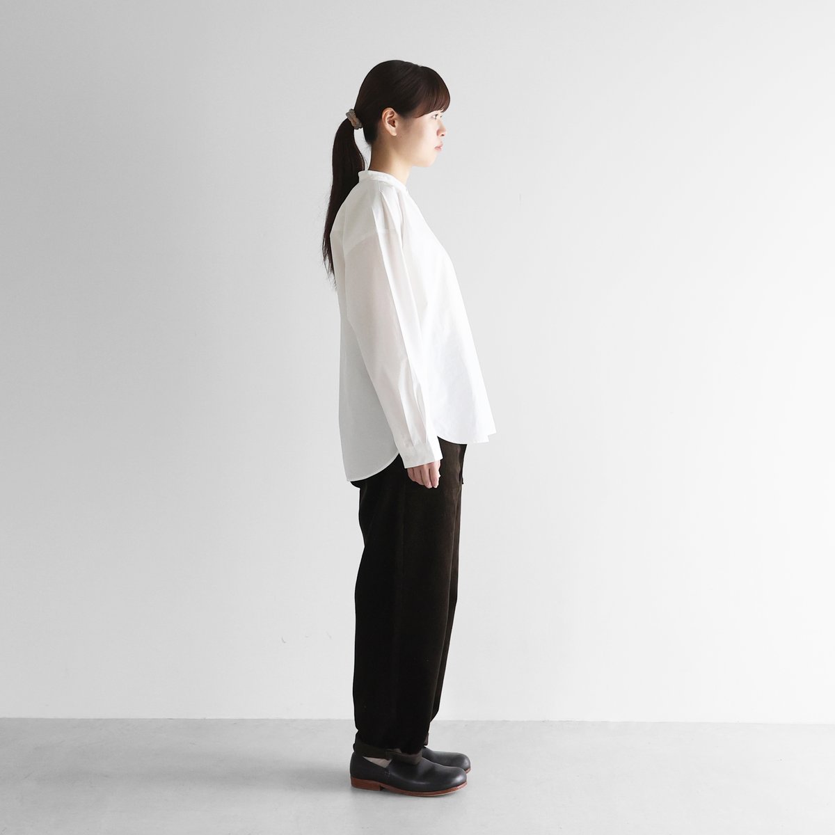 オーガニックコットンバンドカラーブラウス（白）【レディス】U118