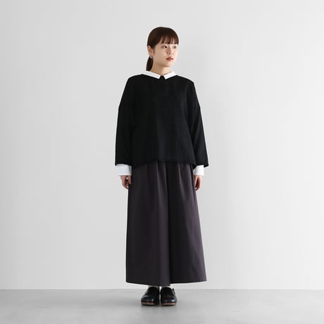 【HUIS.】 綿ウールタイプライタークロススカートパンツ ダークカーキ HUIS.】 綿ウールタイプライタークロススカートパンツ ダークカーキ