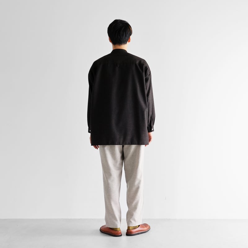 新品タグ付✨EPOCA UOMO パンツ　尾州産生地　先染めリネン　高級感 新品タグ付✨EPOCA UOMO パンツ 尾州産生地 先染めリネン 高級感