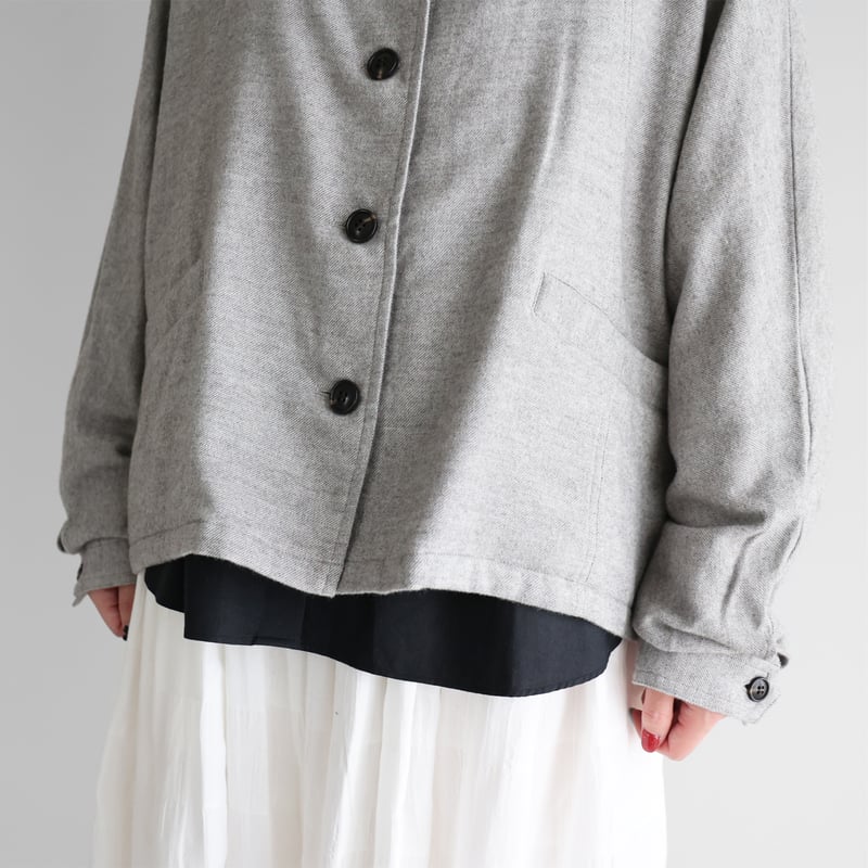 huis ヤクウール綾ネルポンチョ　ライトグレー315 ヤクウール綾ネルポンチョ（ライトグレー）【レディス】315