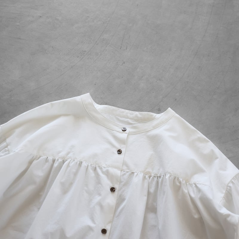 オーガニックコットンギャザーブラウス（白）【レディス】U116 | HUIS