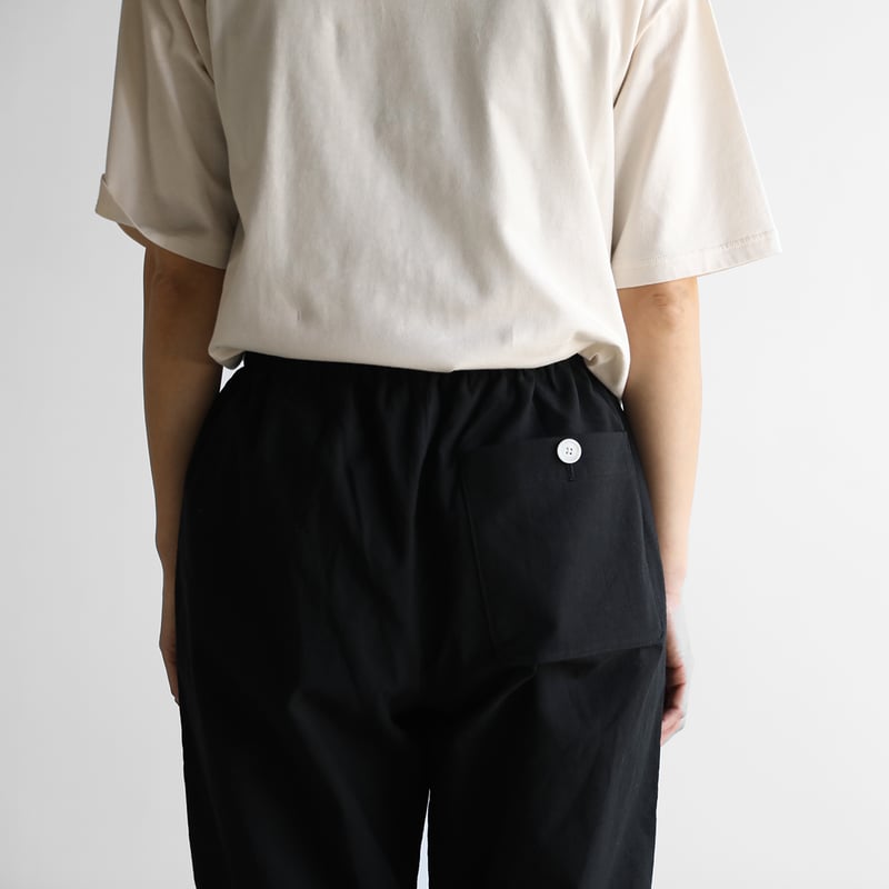 【HUIS.】やわらかシーチングコットン イージーワークパンツ（ダークブラウン） やわらかシーチングコットンイージーワークパンツ（ブラック
