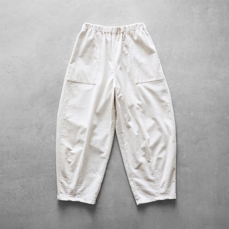 暮らしのおへそ一田さん×HUISコラボ】コーデュロイバルーンパンツ