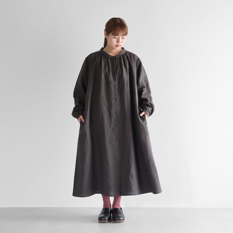 オールドレピアリネン前開きロングワンピース（チャコールグレー