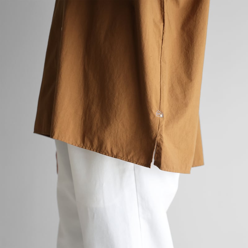 A17333 美品 HUIS. オーガニックコットンバンドカラーワイドブラウス オーガニックコットンバンドカラーワイドブラウス（白