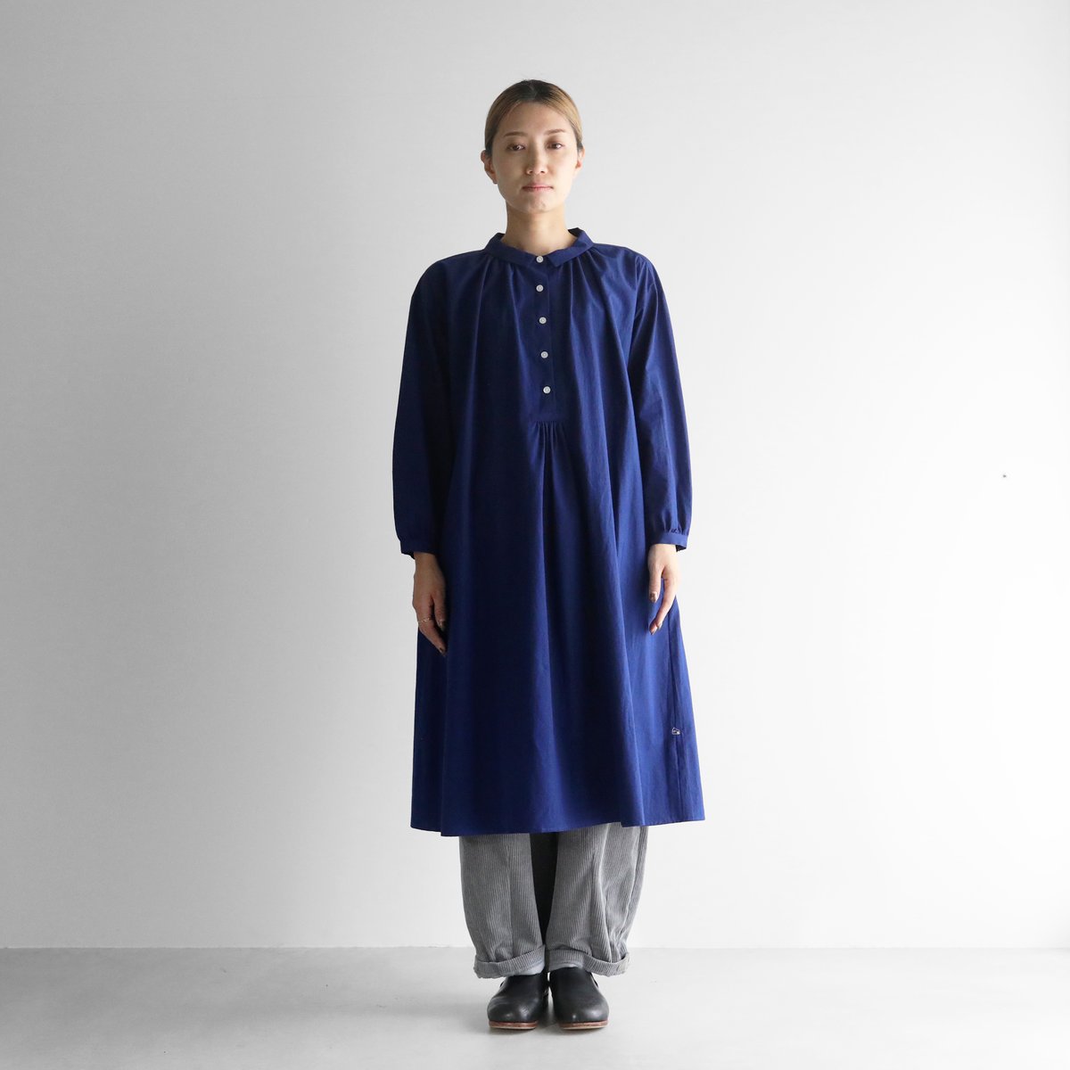 綿ウールタイプライタークロスワンピース（サファイア）【レディス