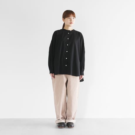 【HUIS.】 綿ウールタイプライタークロススカートパンツ ダークカーキ ITEM | HUIS onlinestore