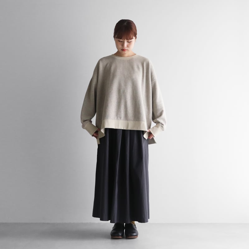 HUIS in house］SUVINスウェットゆるプルオーバー（カーキベージュ 