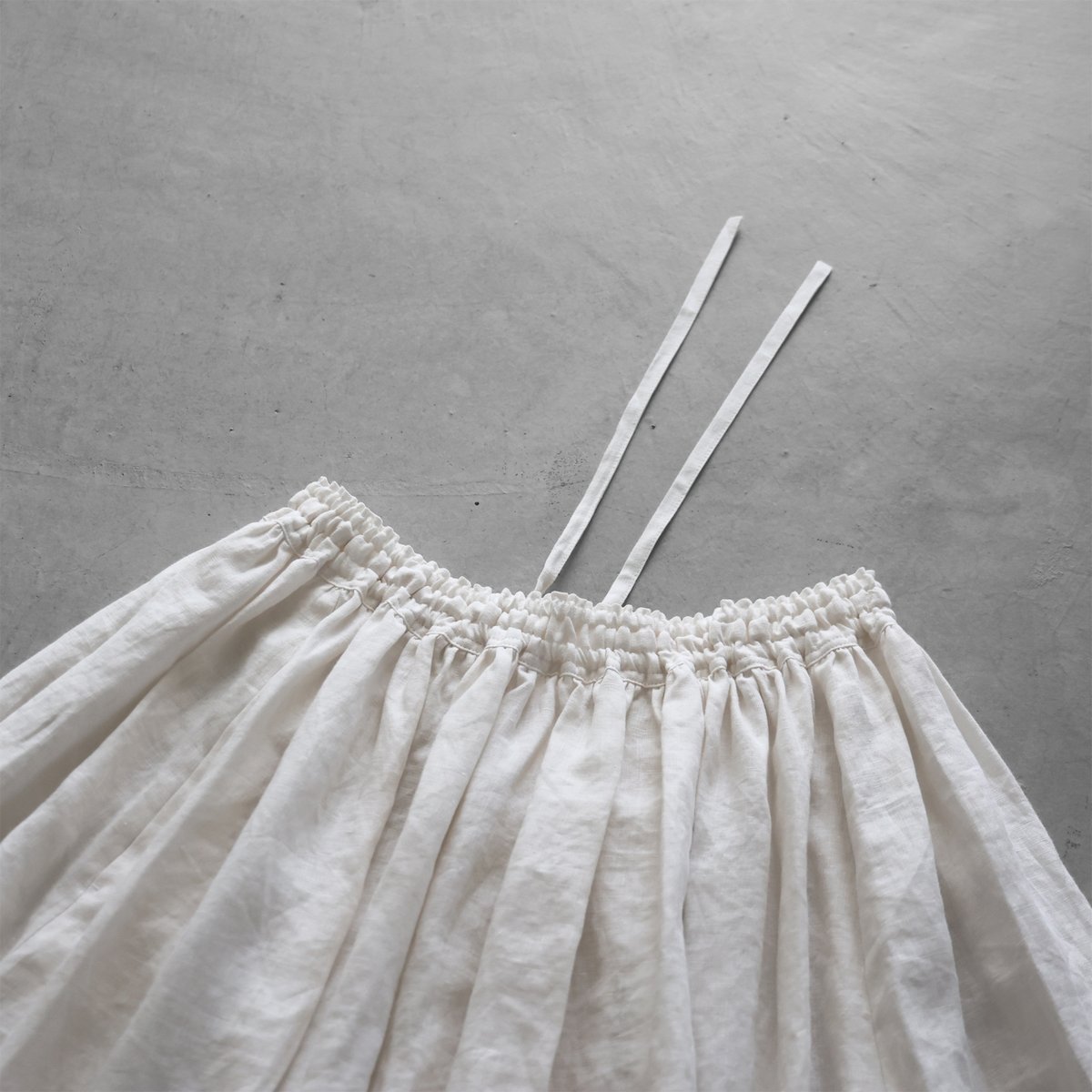 オールドレピアリネンロングスカート（白）【レディス】U402 | HUIS