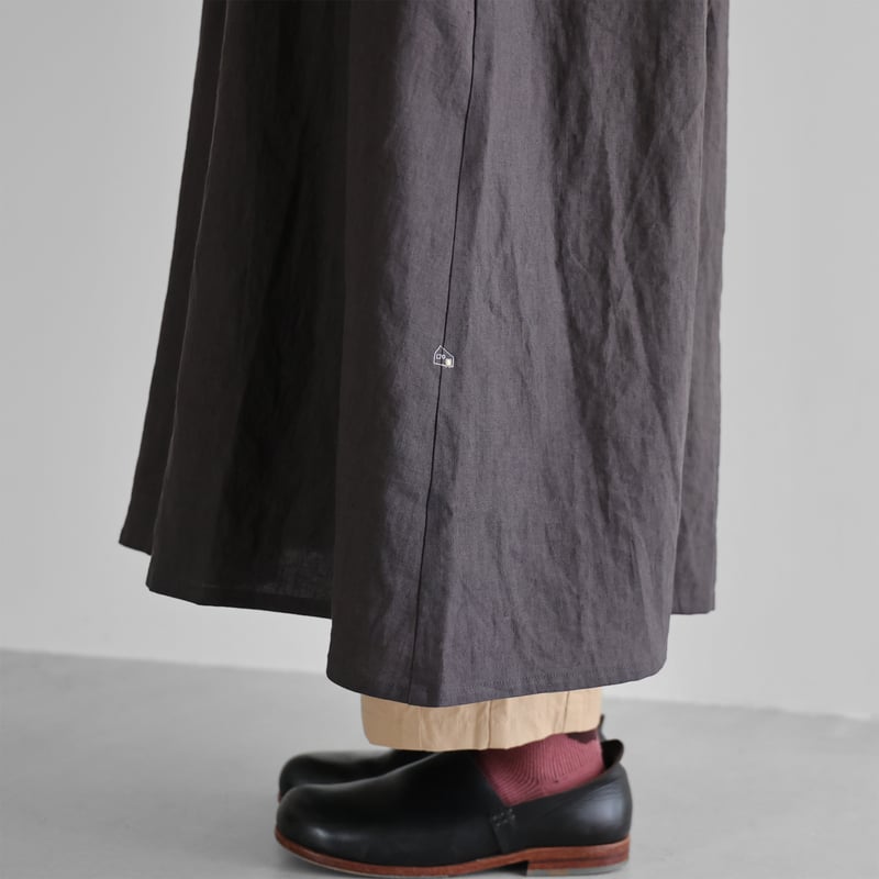 オールドレピアリネン前開きロングワンピース（チャコールグレー
