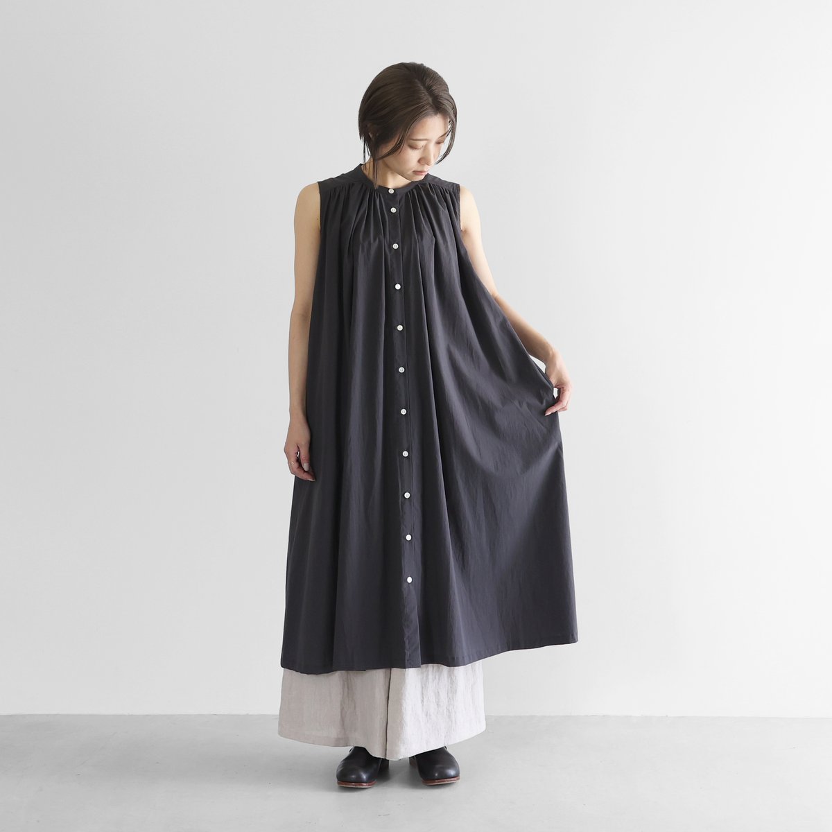 RosemaryYves SaintLaurent黒ノースリーブワンピース セール】バックオープンノースリーブワンピース（ワンピース