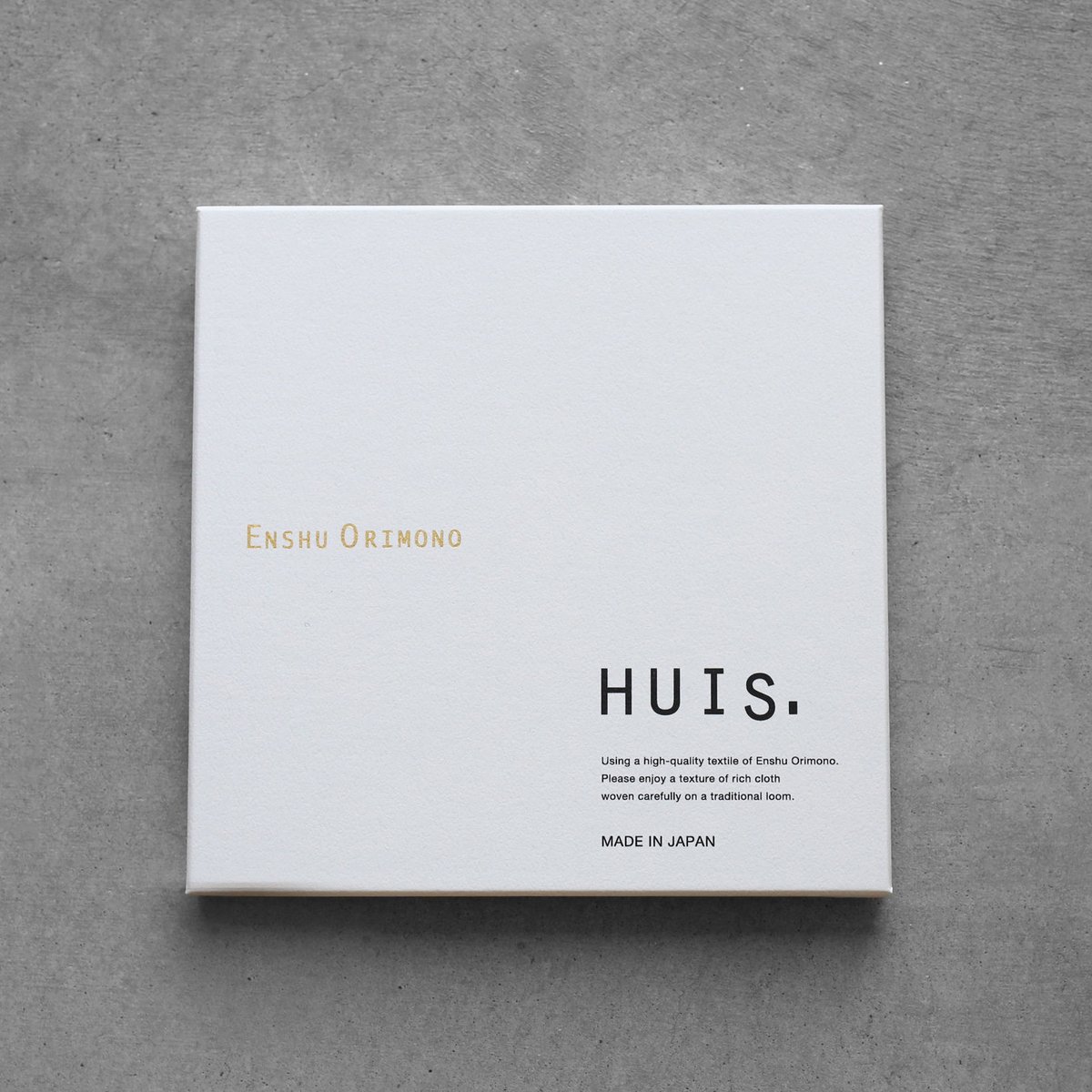 なめらかコットンハンカチ（ギフトBOX付） | HUIS onlinestore