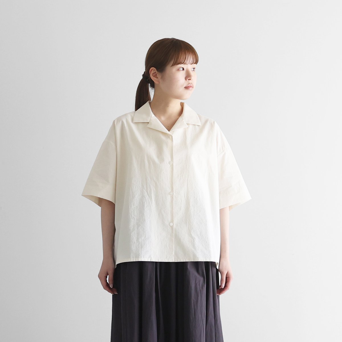 金子敦子さんと作ったシャツ 金子敦子さんコラボ］すっぴんシャツ（キナリ）【レディス】U028