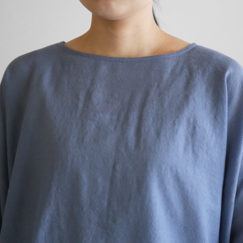 ウォッシャブルウールワイドプルオーバー（グレイッシュブルー