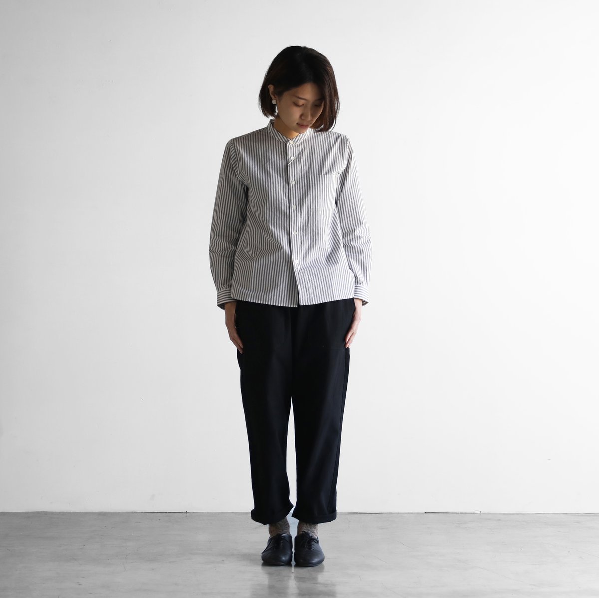HUIS.コットンパンツ　黒 やわらかシーチングコットンイージーワークパンツ（ブラック